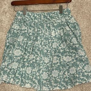 American eagle teal poofy skirt - worn once - great quality